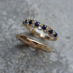 Elegante Ringe mit blauen Zirkonen im Vintage-Stil