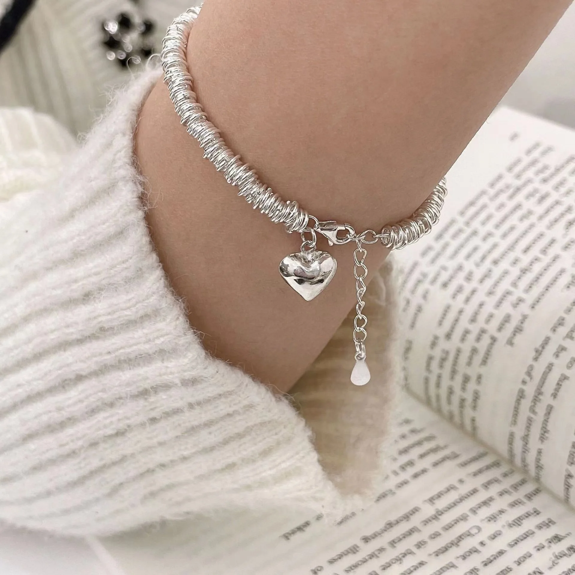 Elegantes Armband mit Herz aus Silber