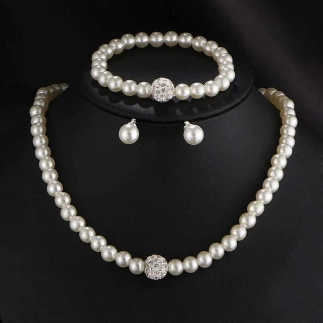 Elegantes Perlen-Set