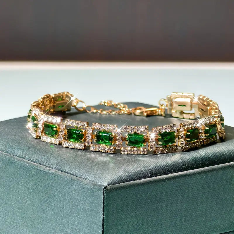 Elisa Esmeralda des Goldenen Armbands