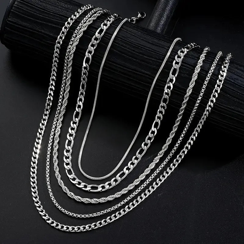 Luxuriöse Kette aus geflochtenem Edelstahl