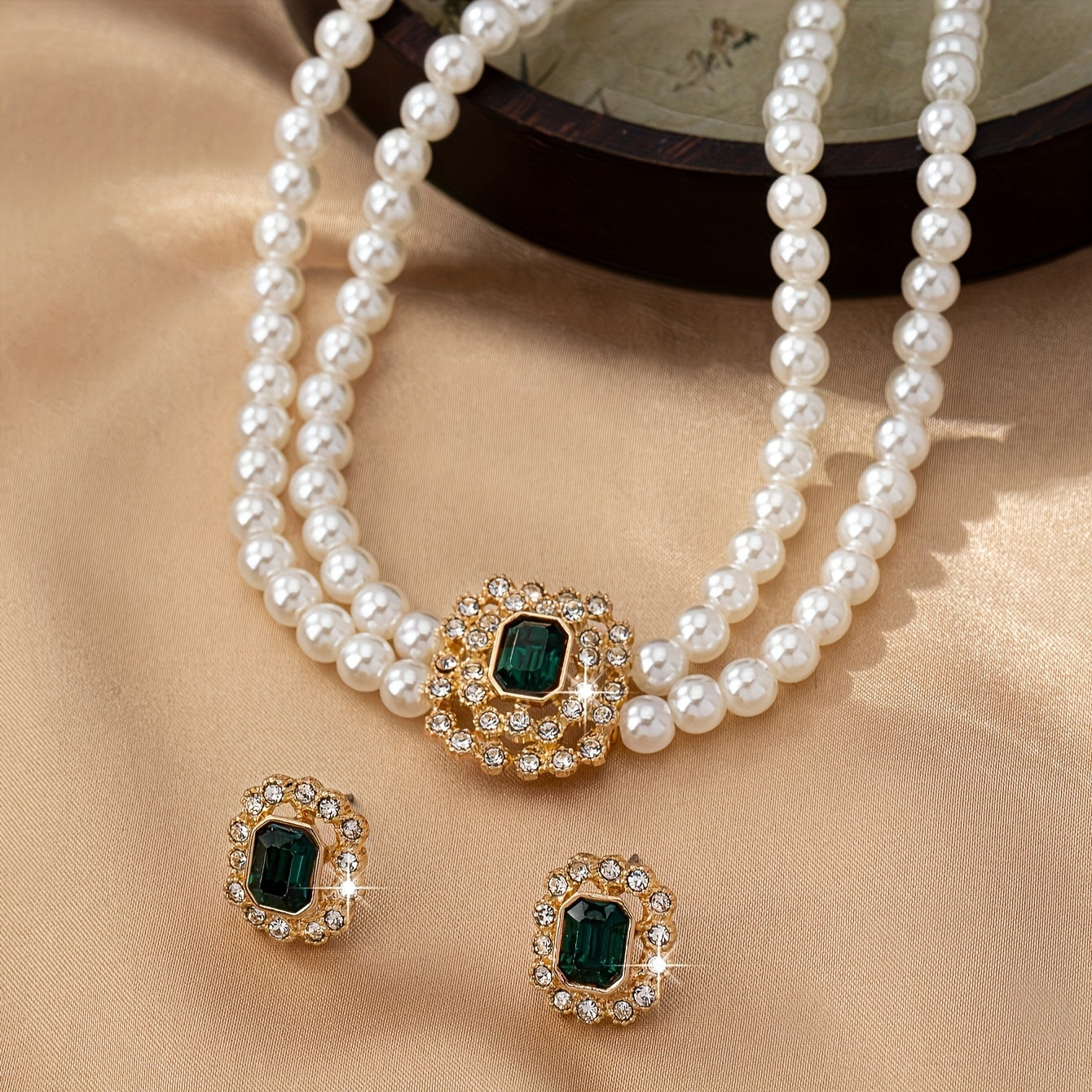 Goldenes Schmuckset Thamyris
