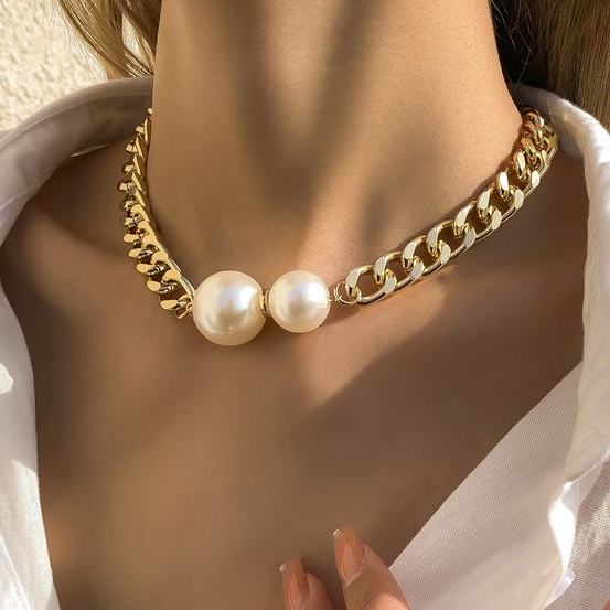 Halskette mit Doppelter Kette aus Margeriten