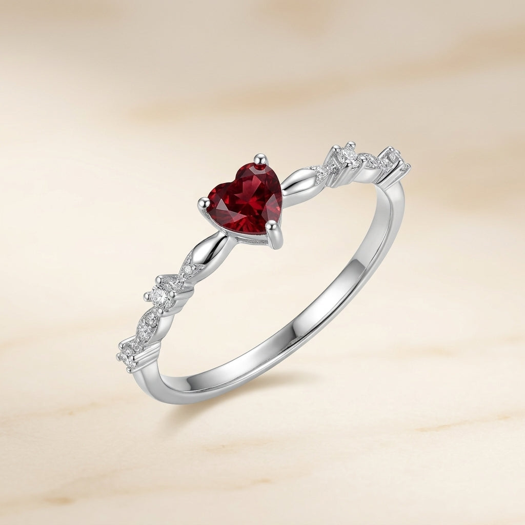 Korallenring aus Weissgold