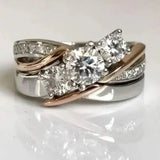 Retro-Ring aus Gold und Silber mit Zirkon