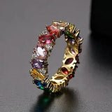Retro-Ring mit Mehrfarbigen Zirkonias