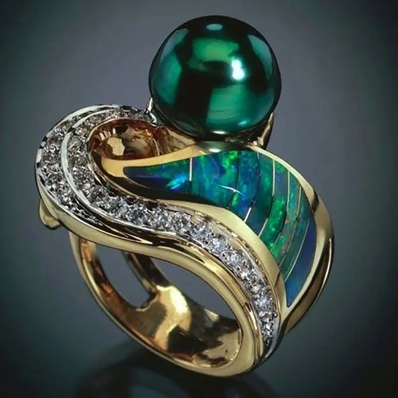 Retro-Ring mit grünem Zirkon