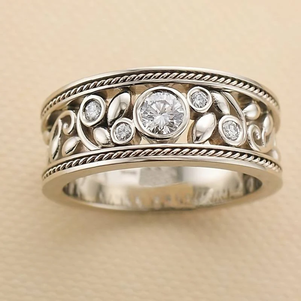 Retro Silberring mit Zirkonia