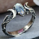 Ring aus Mondstein