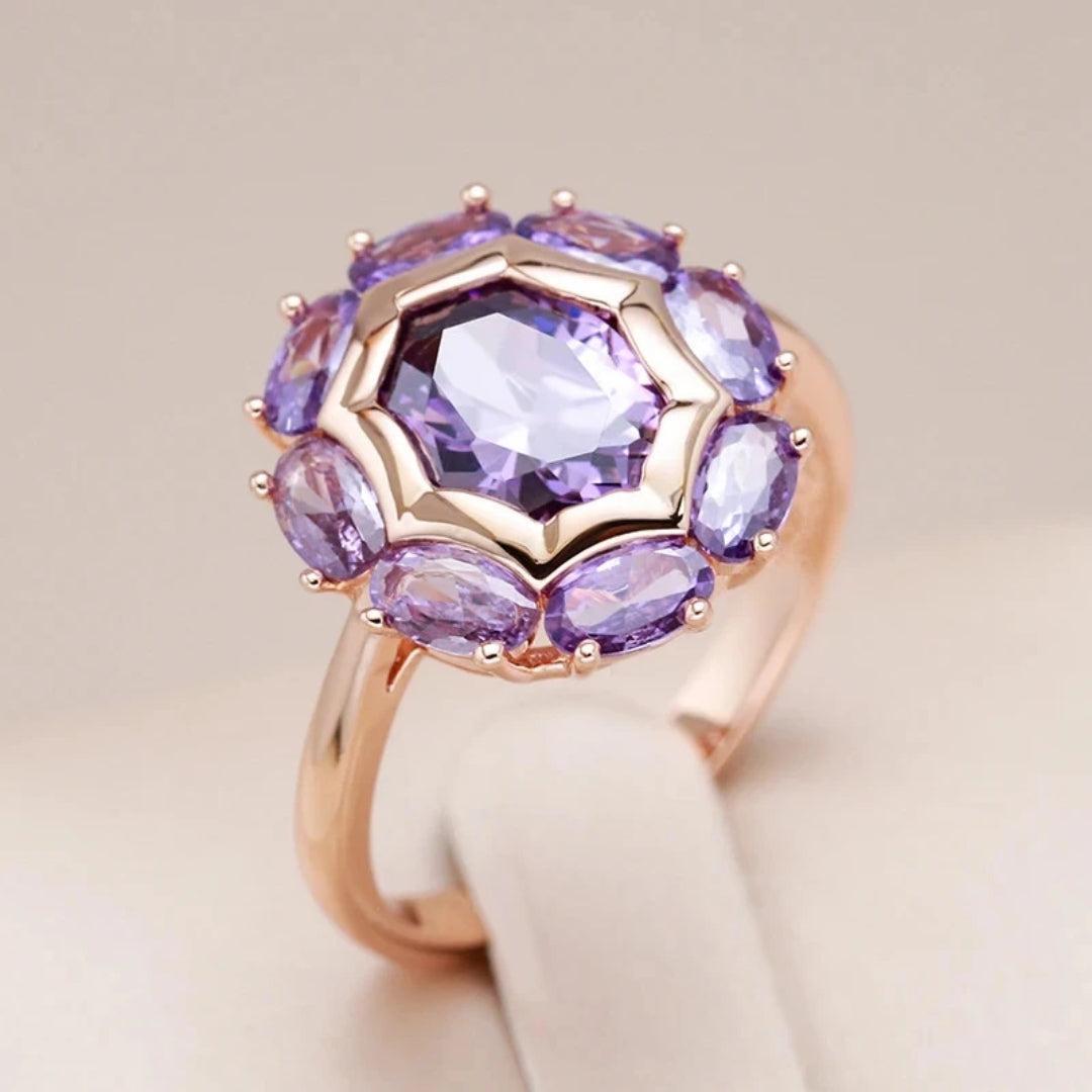 Ring mit Kristall in Lila Rund