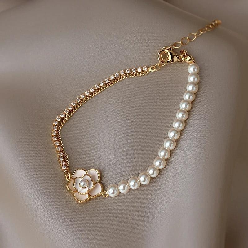 Viktorianisches Armband mit Blumen, Gänseblümchen und Gold
