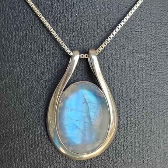 Vintage Halskette aus weissem Opal