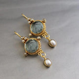 Vintage Ohrringe aus blauem Glas und Perlen