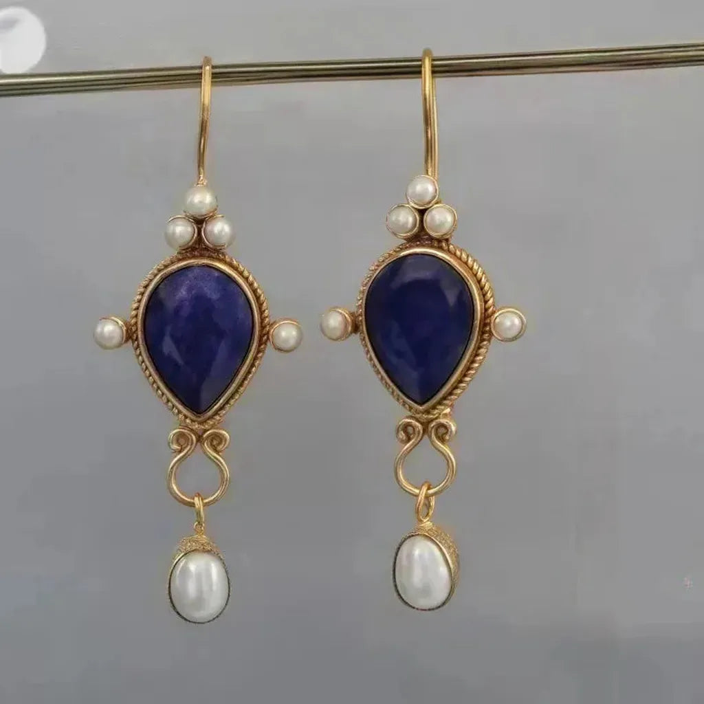 Vintage Ohrringe mit Rubin und Margarite – Dunkelblau